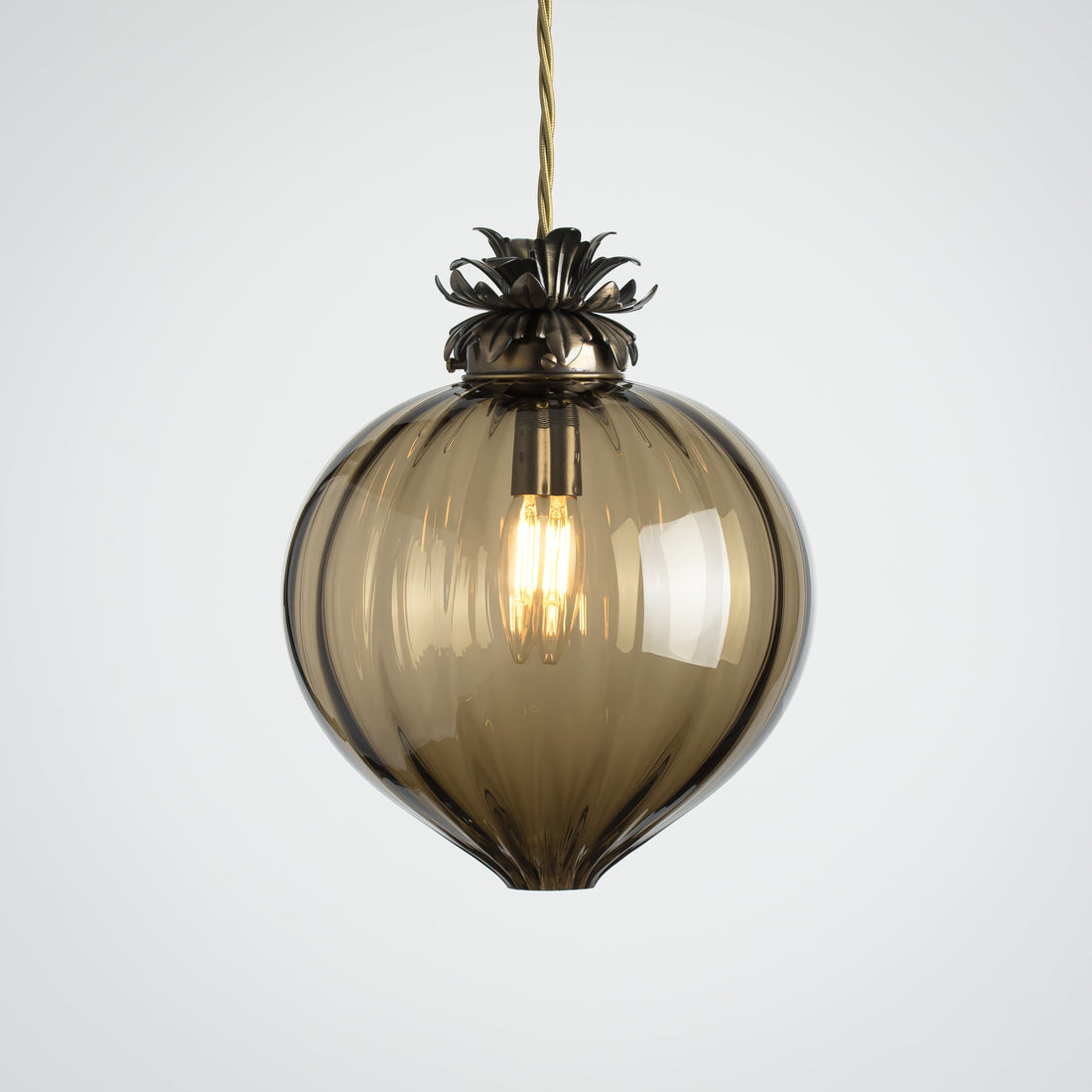Flora Pendant Large - Bronze/Optic